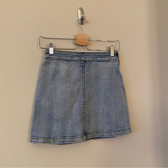 Aritzia-Wilfred Free Donyale Denim Mini Skirt - Picture 5 of 11